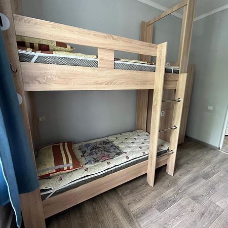 Hostel64 อัลมาตี ภายนอก รูปภาพ