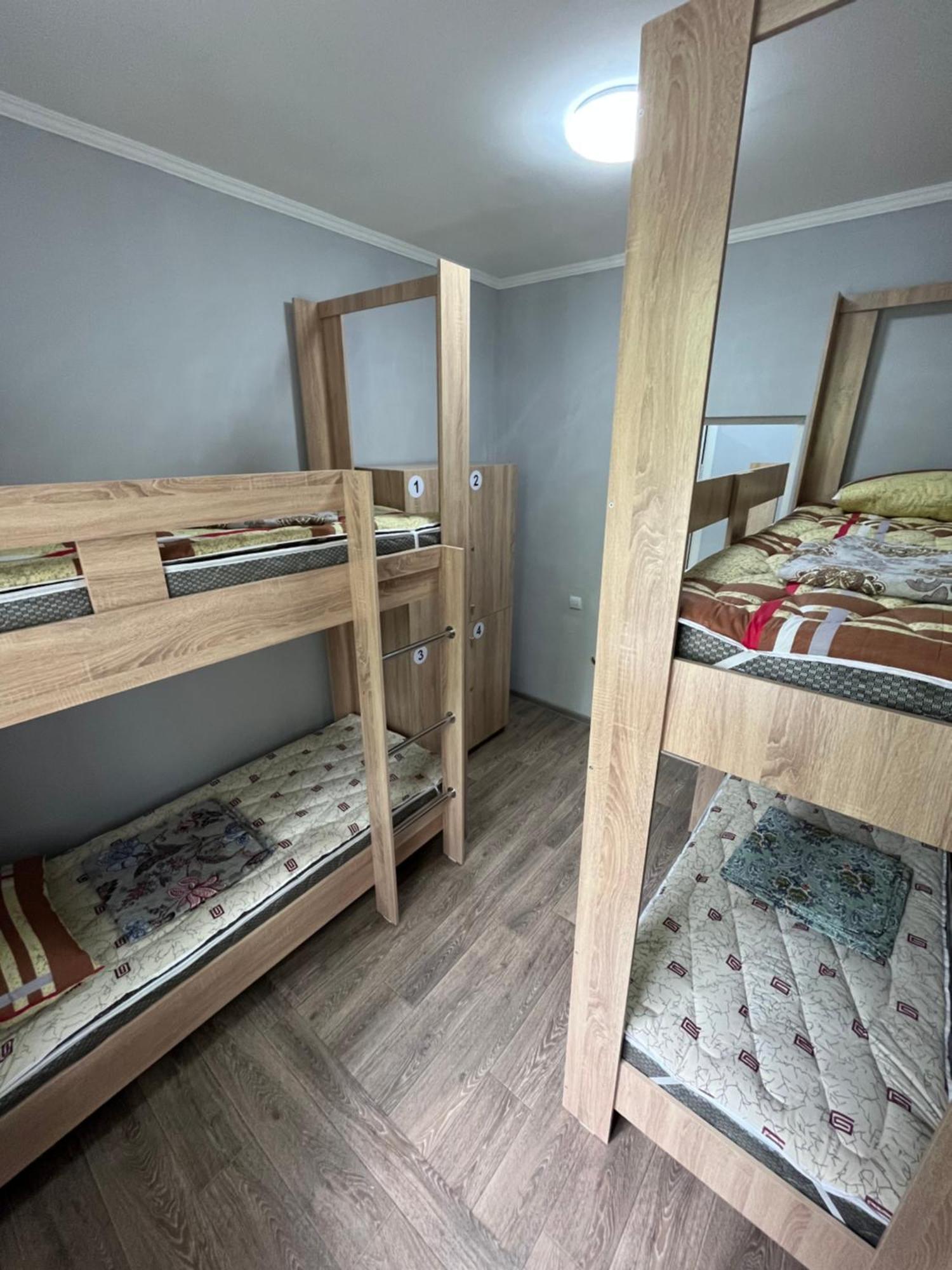 Hostel64 อัลมาตี ภายนอก รูปภาพ